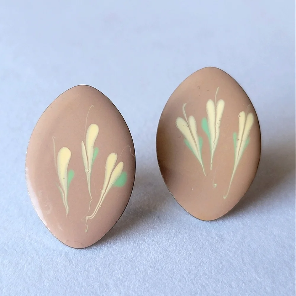 Vintage Enamal Flower Earrings
